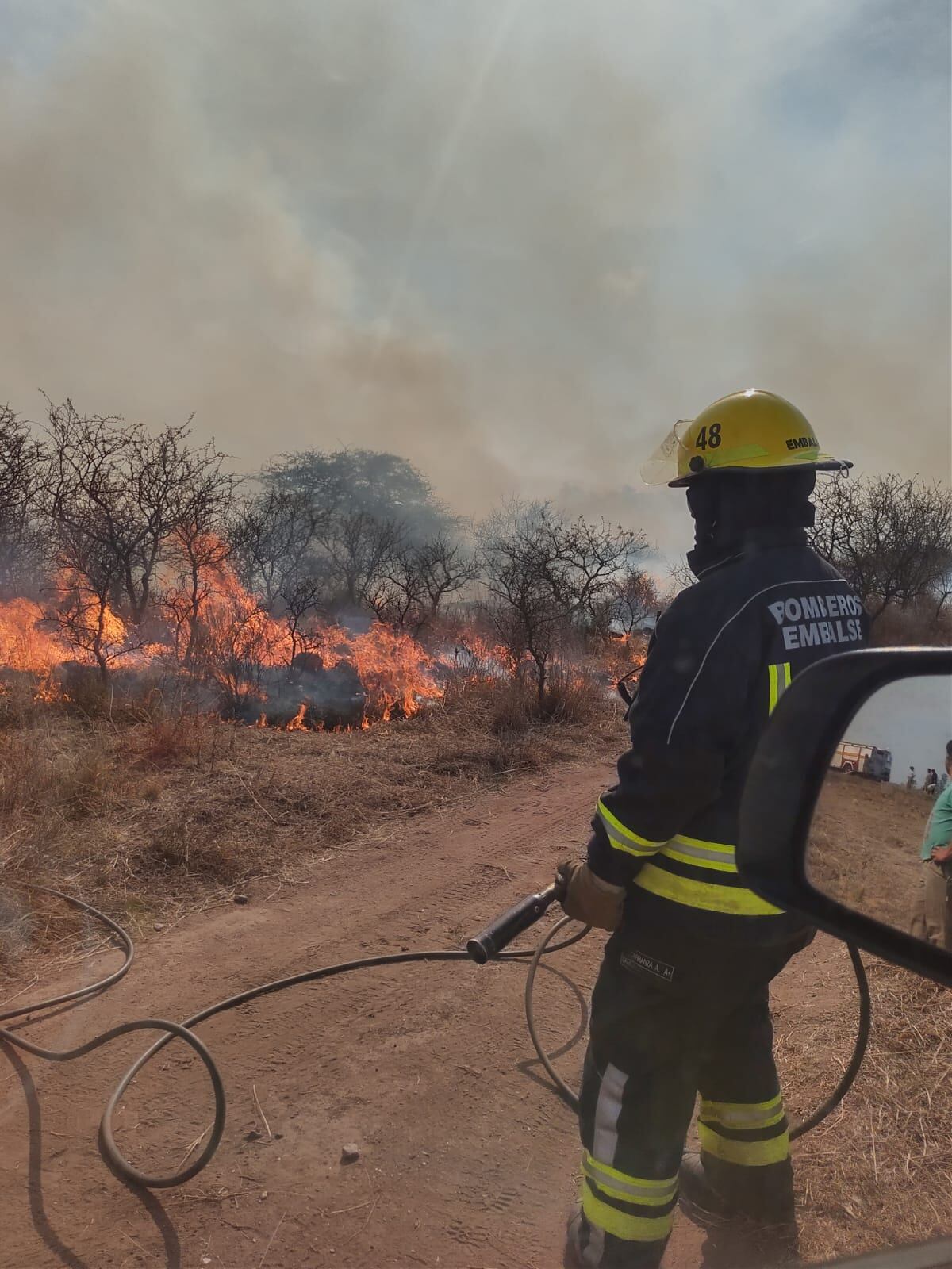 Incendio en Embalse. Aseguran que fue intencional. (Bomberos de Embalse)