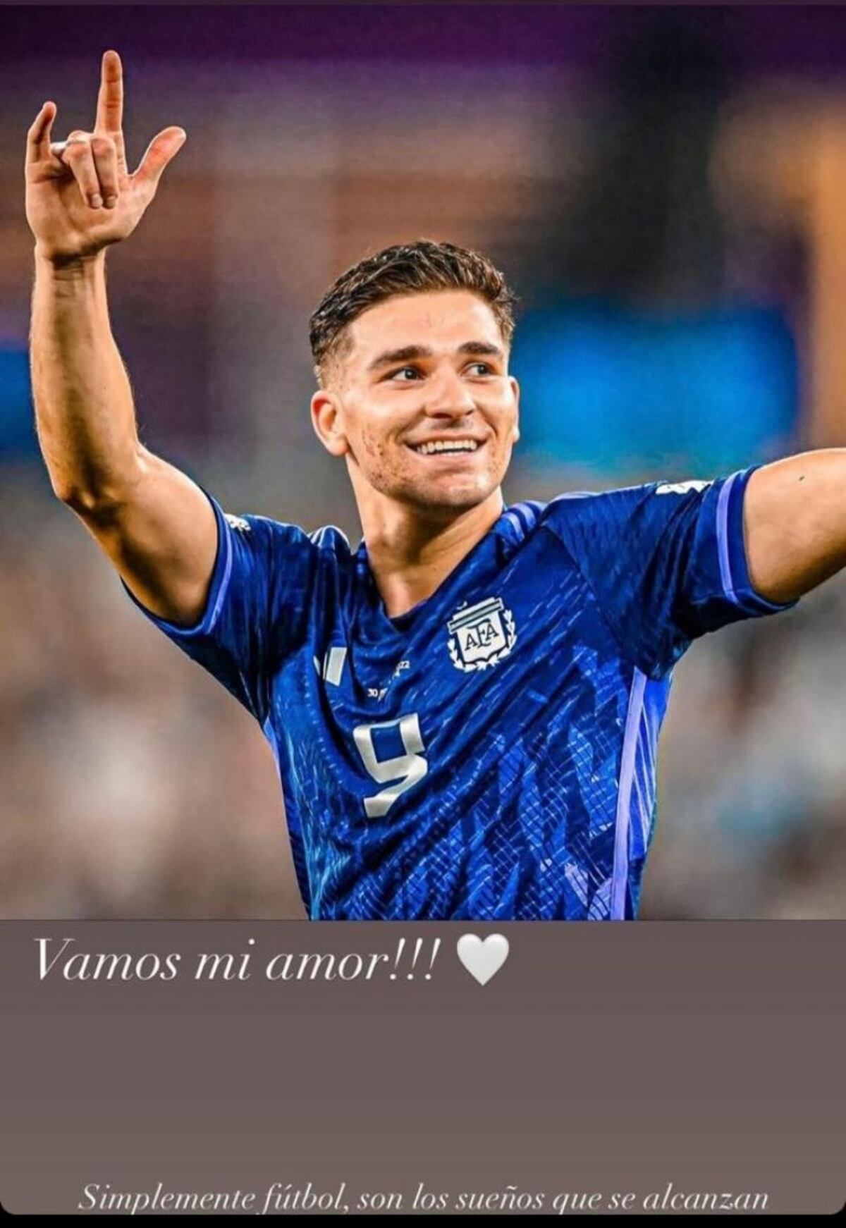 El romántico posteo de Emilia Ferrero para Julián Álvarez.