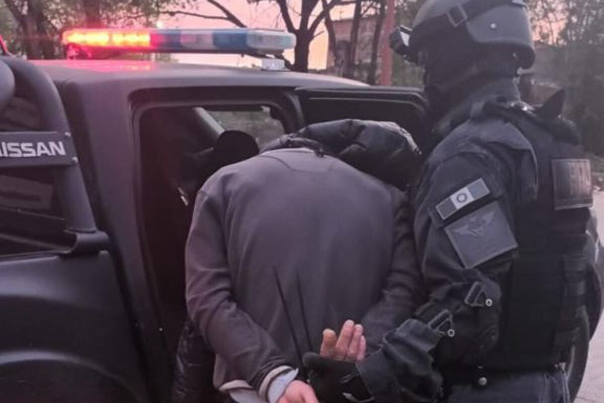 Detienen a los presuntos integrantes de una banda narco que operaba desde la cárcel de Bouwer. (FPA)