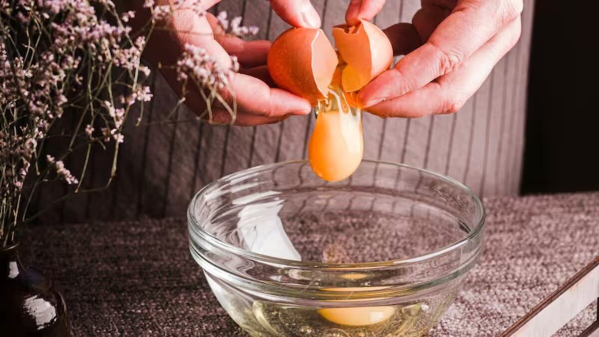 El ritual del huevo en agua: claves para una limpieza energética profunda y atraer abundancia en Año Nuevo
