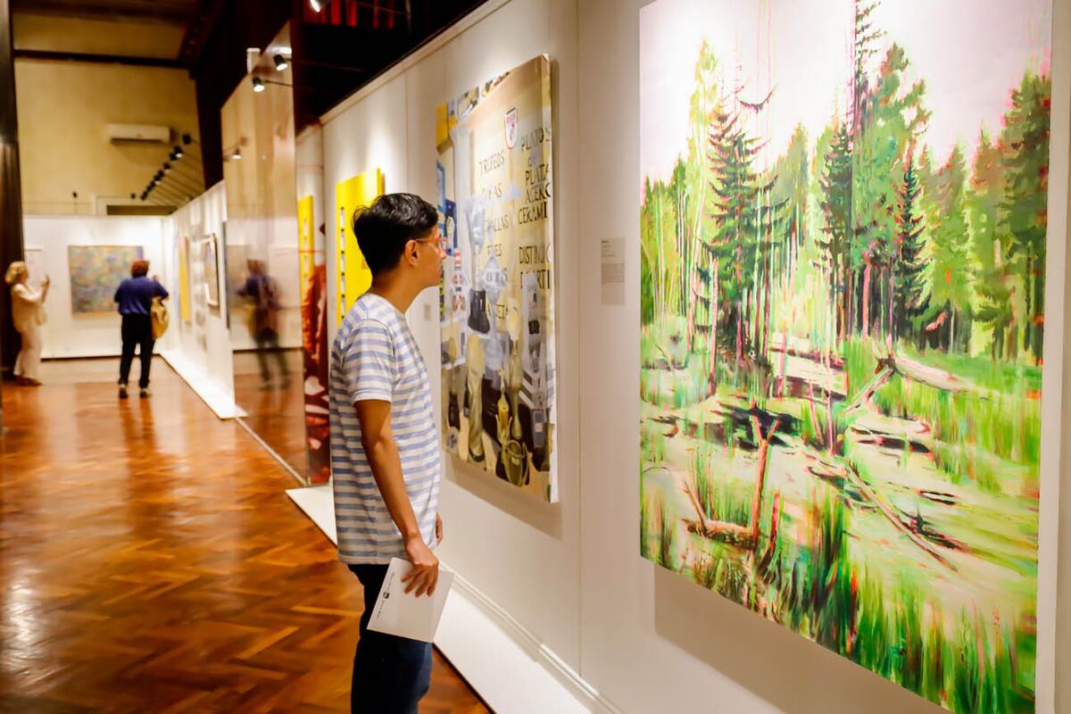 Obras seleccionadas del Premio de Pintura Bancor, un certamen federal que convoca a artistas visuales de todo el país.