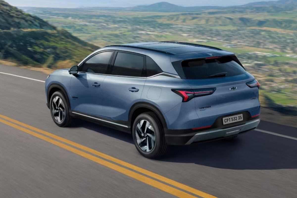 Quienes deseen descubrir la nueva Captiva PHEV podrán hacerlo el lunes 27 y martes 28 de octubre en el showroom oficial de Maipú Chevrolet, ubicado en Av. Colón 4125, Córdoba.