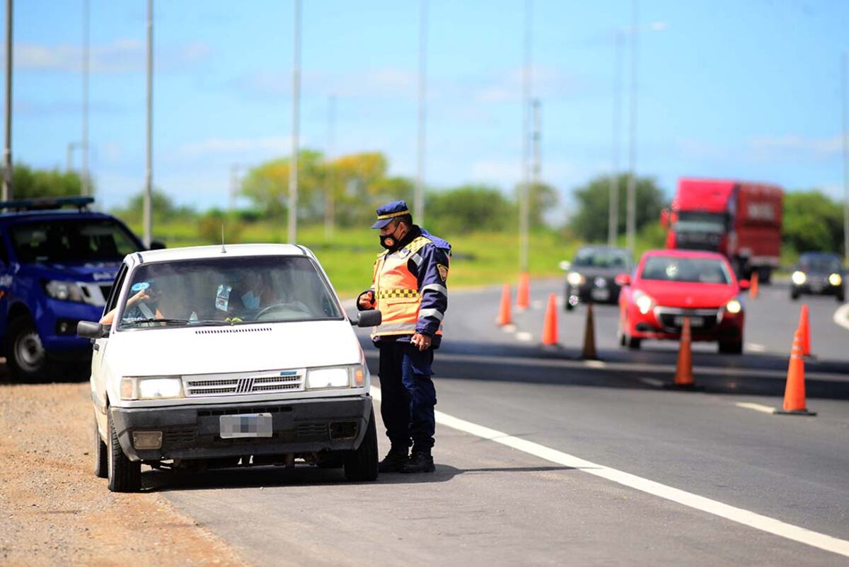 Control de la Policía Caminera en Córdoba
( José Gabriel Hernández)