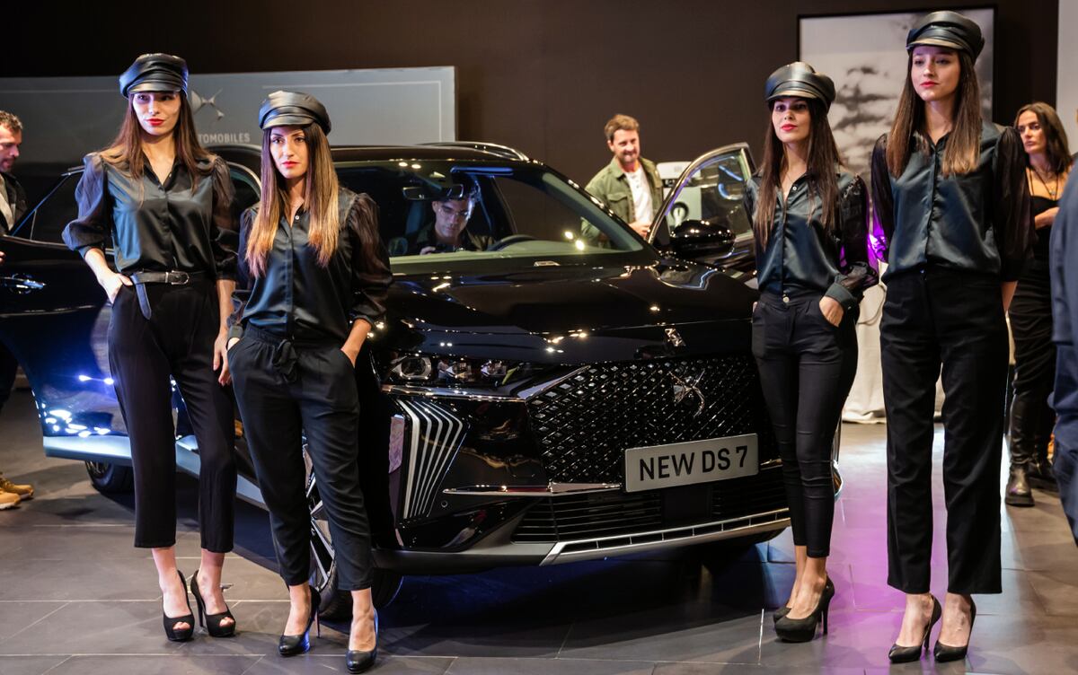 Lujo con acento francés. El nuevo DS7 se presentó en el DS Store Córdoba, con la presencia de clientes de la marca. (Gentileza Grupo Avec)