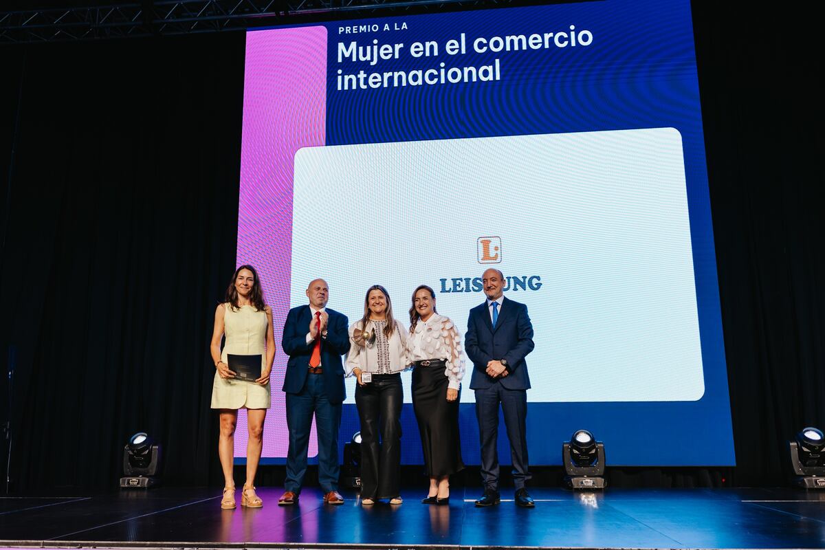 Silvina Grasso, de Leistung, recibió el premio Mujer en el Comercio Internacional de Córdoba en el Mundo. (Gentileza Agencia ProCórdoba)