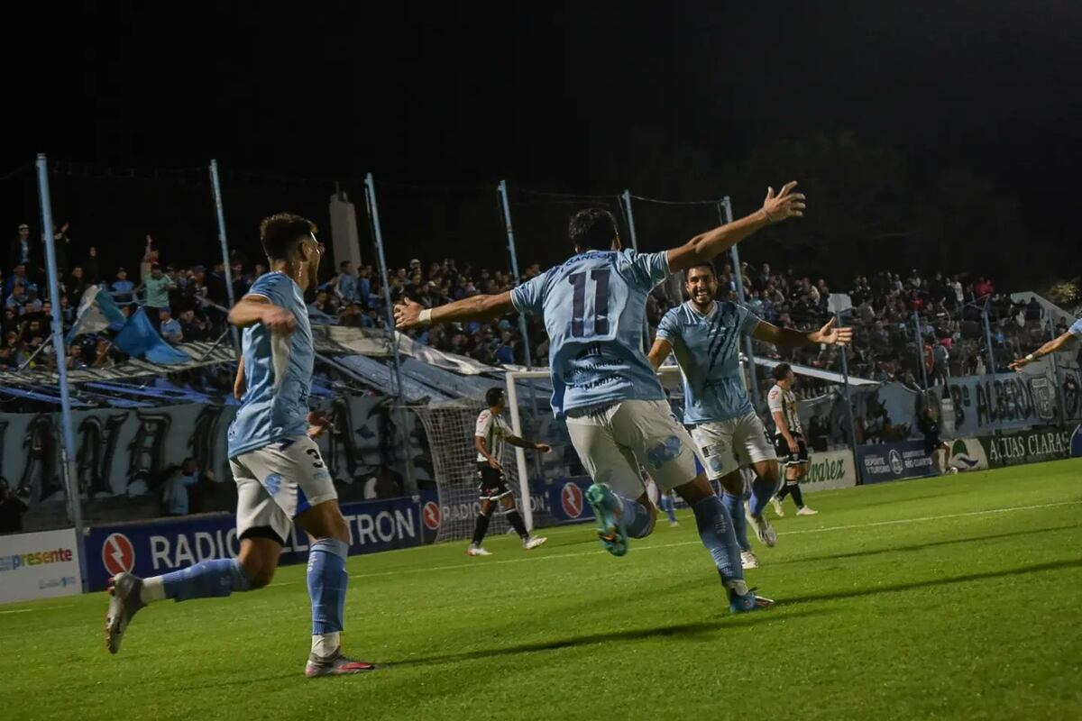 Estudiantes se recuperó desde el regreso de Marcelo Vázquez y va por más. (Gentileza Prensa Estudiantes Río IV).
