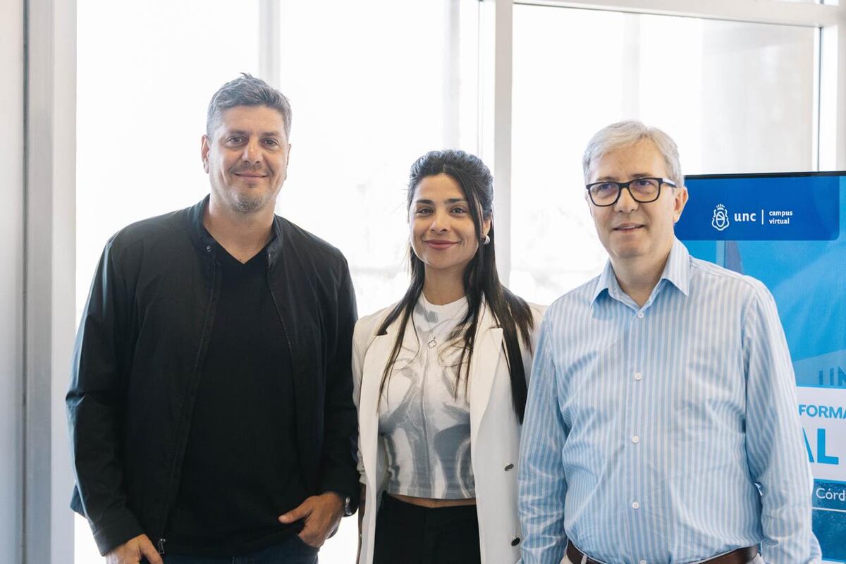 El presidente de Casege, Lucas Dagatti, Altamirano, Mariana Martínez (Gerencia de Casege), Sergio Fittipaldi (titular del Soelsac).