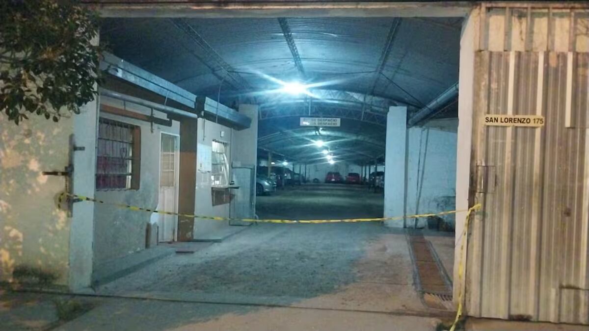 El sereno fue atacado por ladrones en una cochera del macrocentro de Río Cuarto. (Tomy Fragueiro / Archivo)