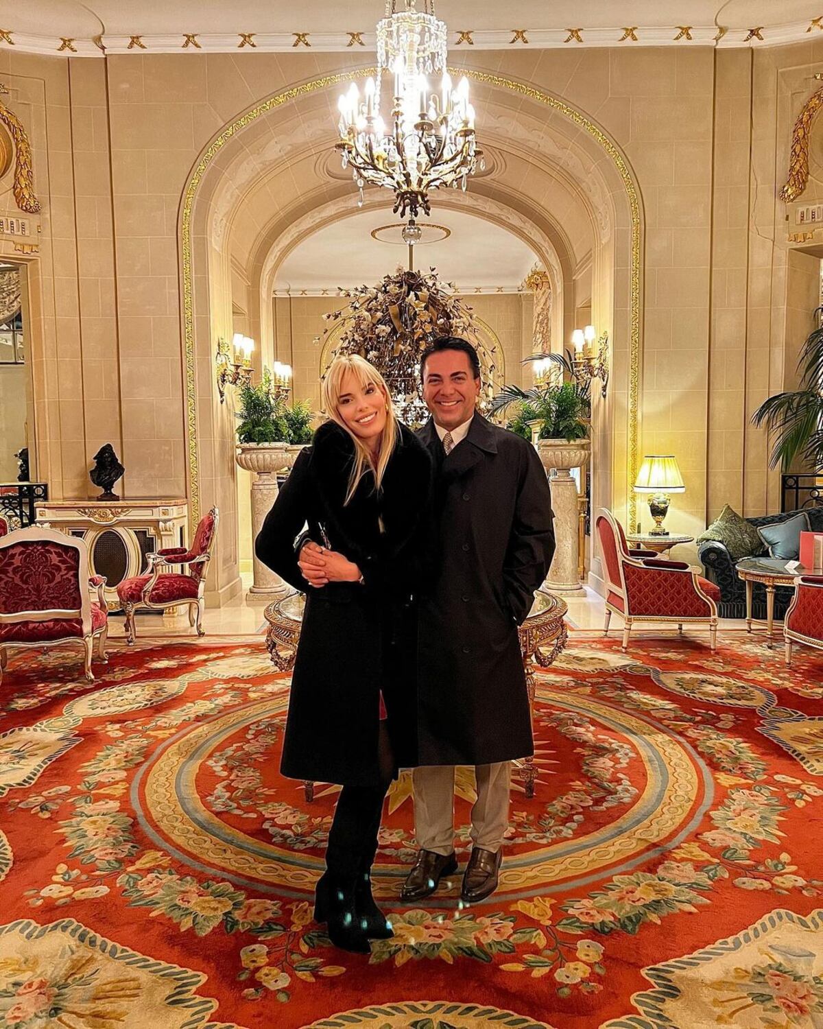 Cristián Castro con su nueva novia argentina, Ingrid Wagner.