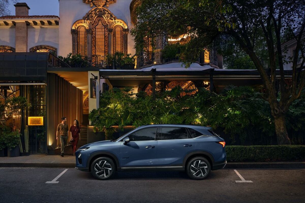 Chevrolet lanza su primer SUV híbrido enchufable.