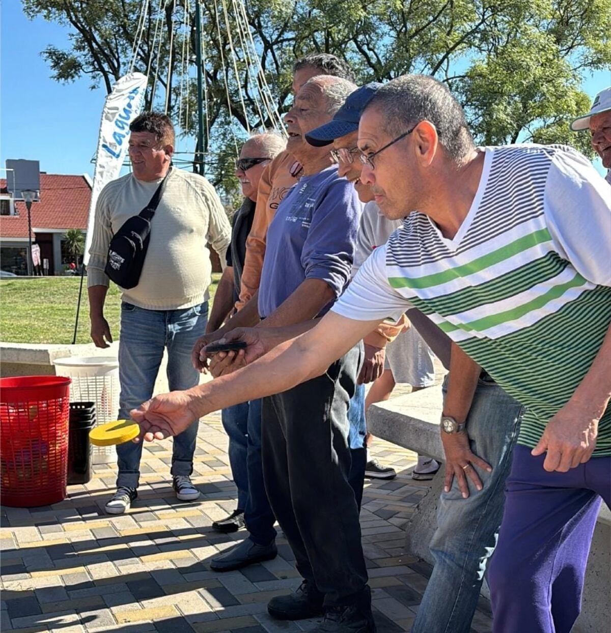 Olimpiadas de adultos mayores en Laguna Larga