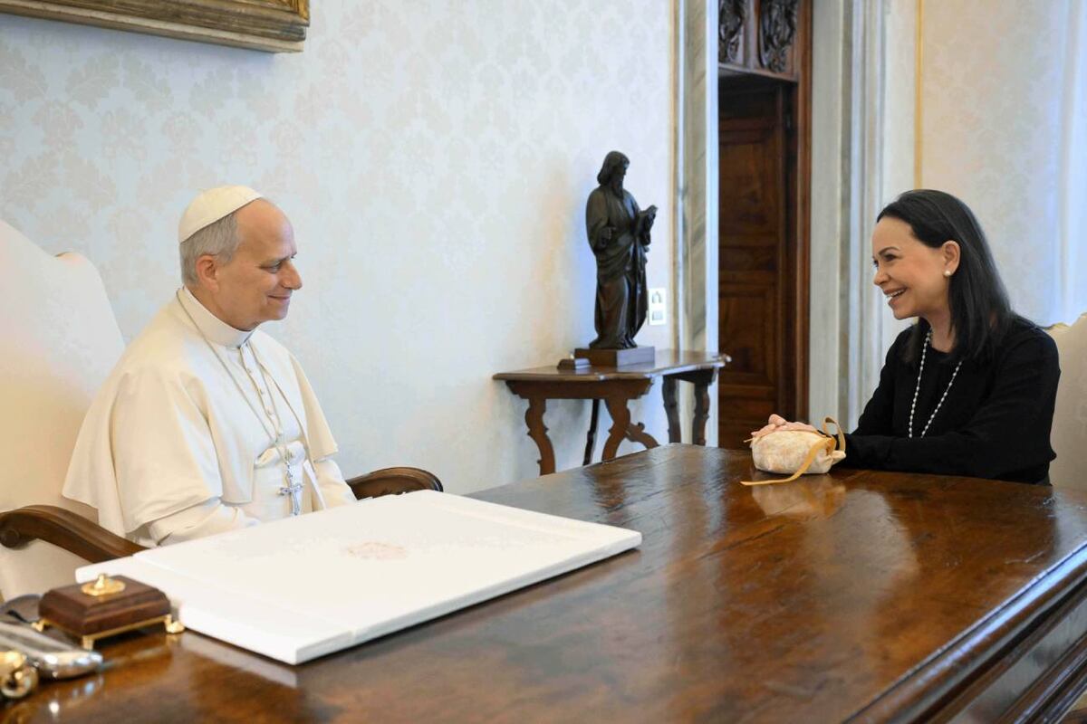 Vaticano. El papa León XIV recibió a la líder opositora y Premio Nobel de la Paz María Corina Machado. (Vatican News via AP)