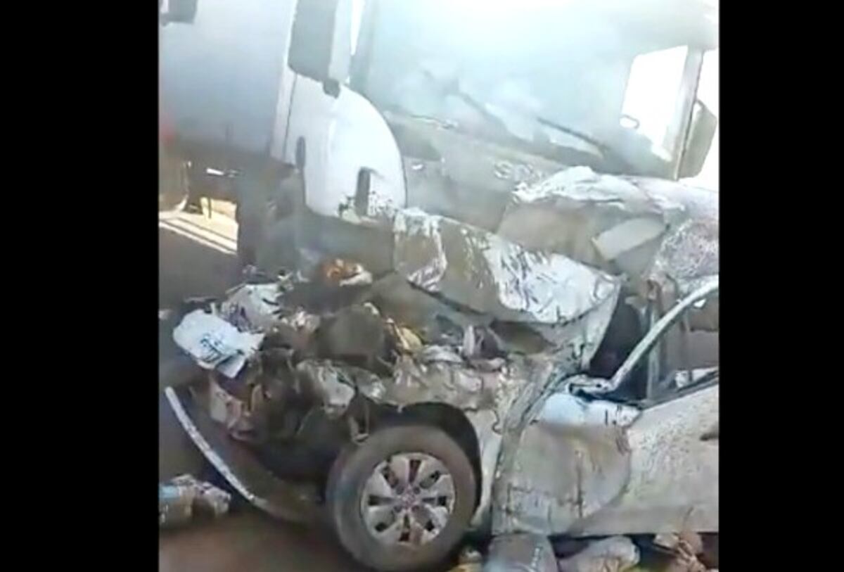 Accidente de tránsito por tormenta de viento y tierra en la Ruta 19 en Córdoba. (Captura video)