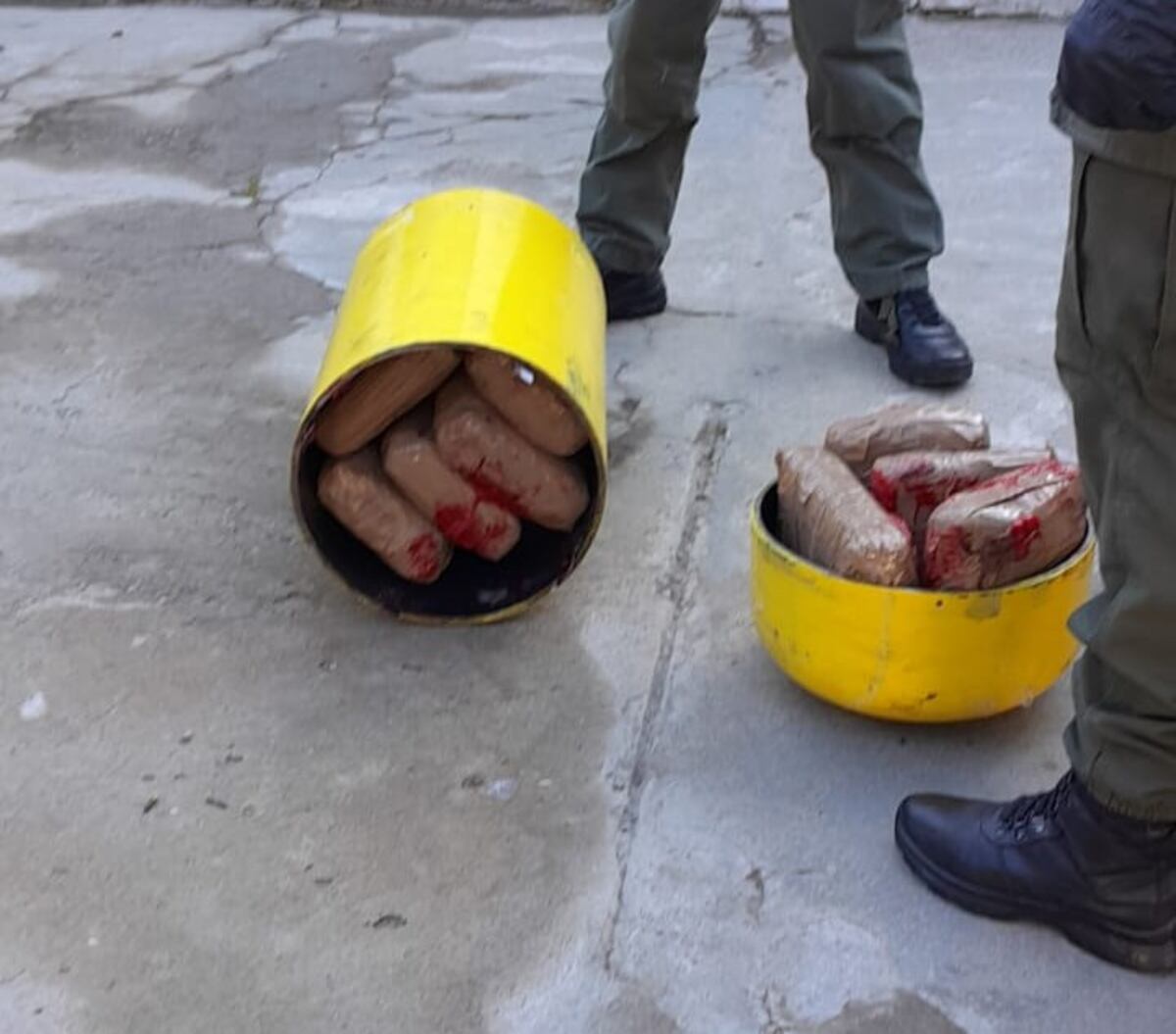 La droga fue encontrada en un tubo de GNC que había sido acondicionado. (Gentileza)