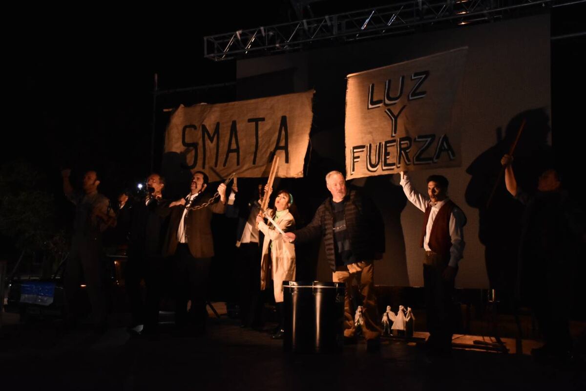 "Cordobazo, la mesa de tres patas", una obra musical a cargo de la Comedia Cordobesa y la Comedia Infanto Juvenil (prensa Agencia Córdoba Cultura)