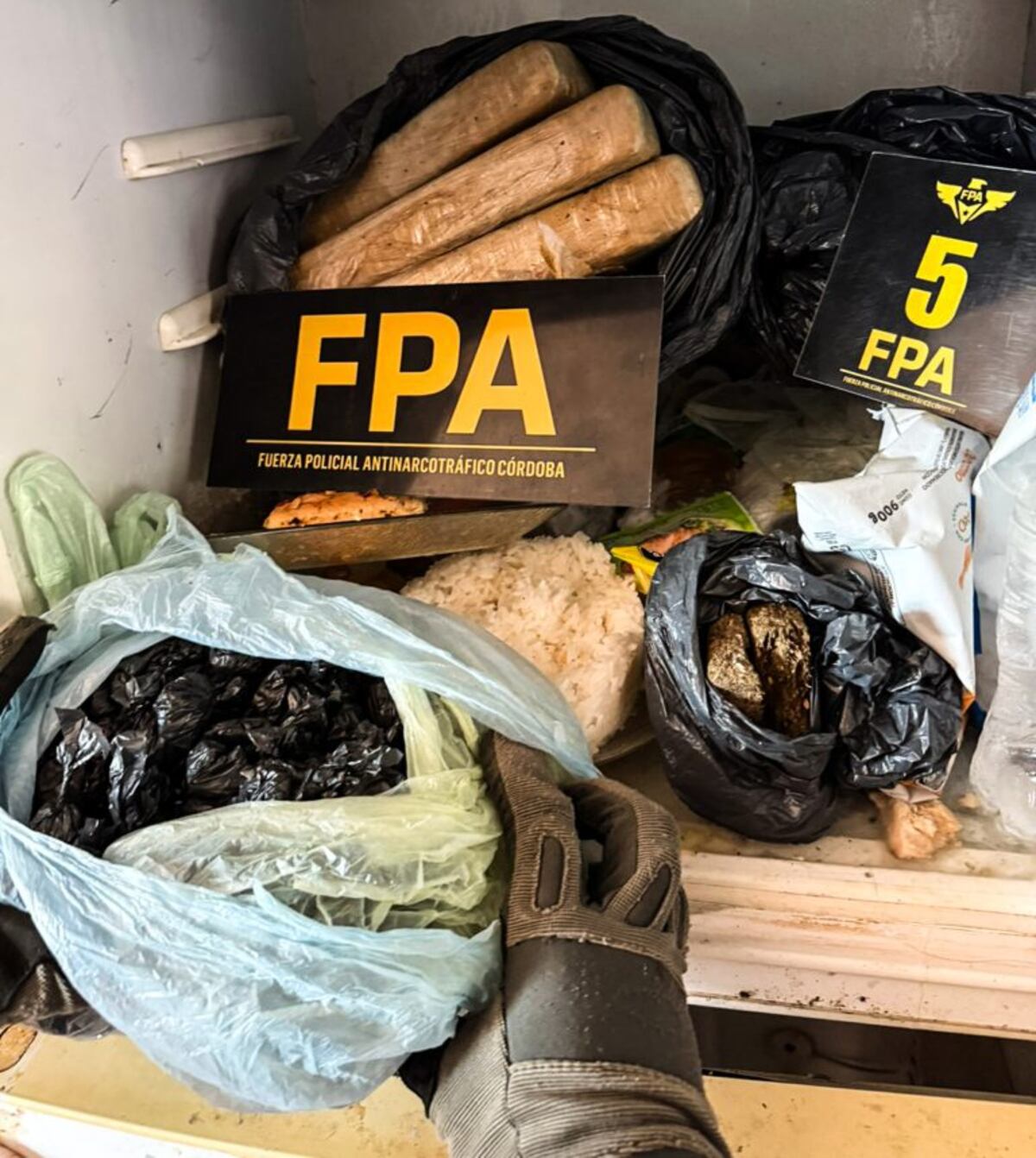 Operativos en Córdoba con secuestro de drogas. (Mpfcordoba.gob.ar)