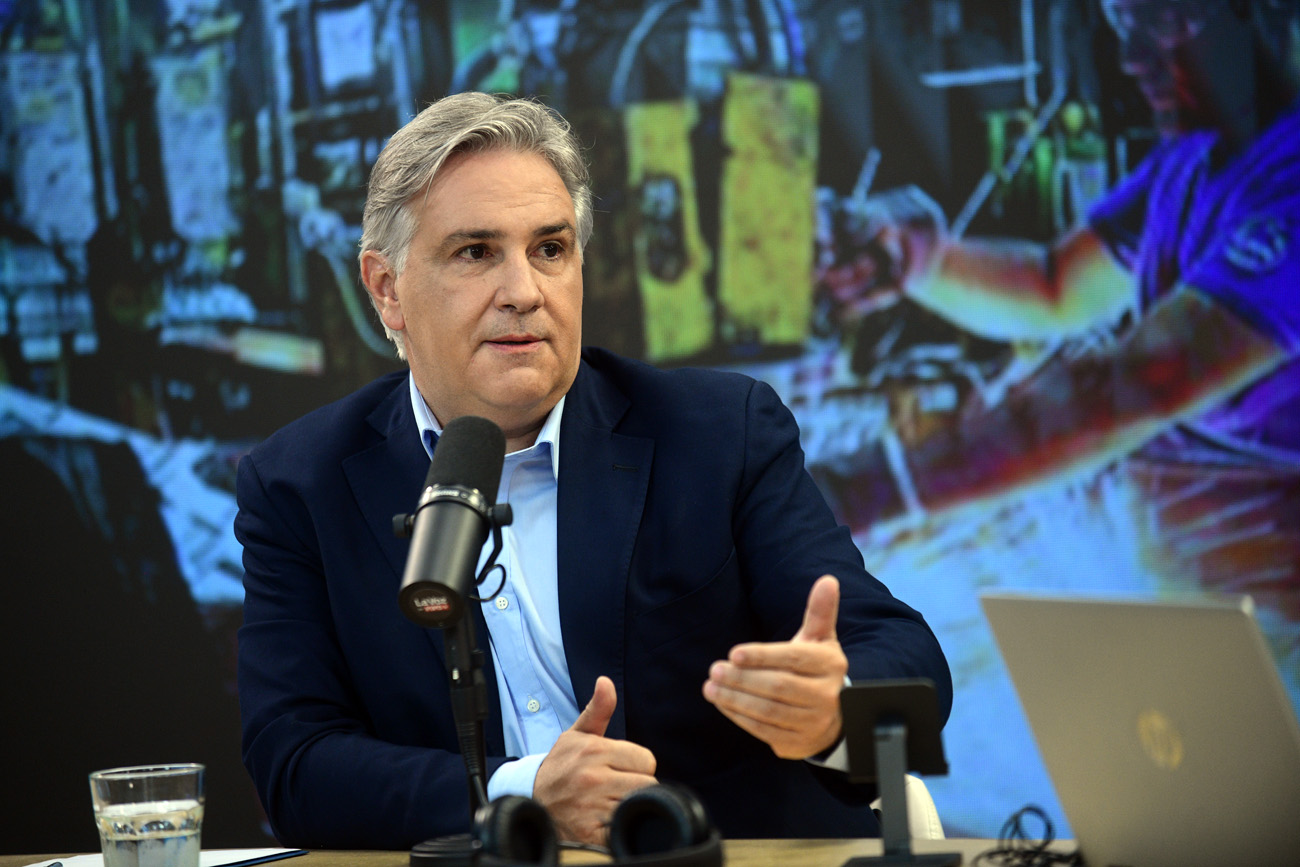 El gobernador de Córdoba, Martín Llaryora, en La Voz en Vivo. (Ramiro Pereyra / La Voz)