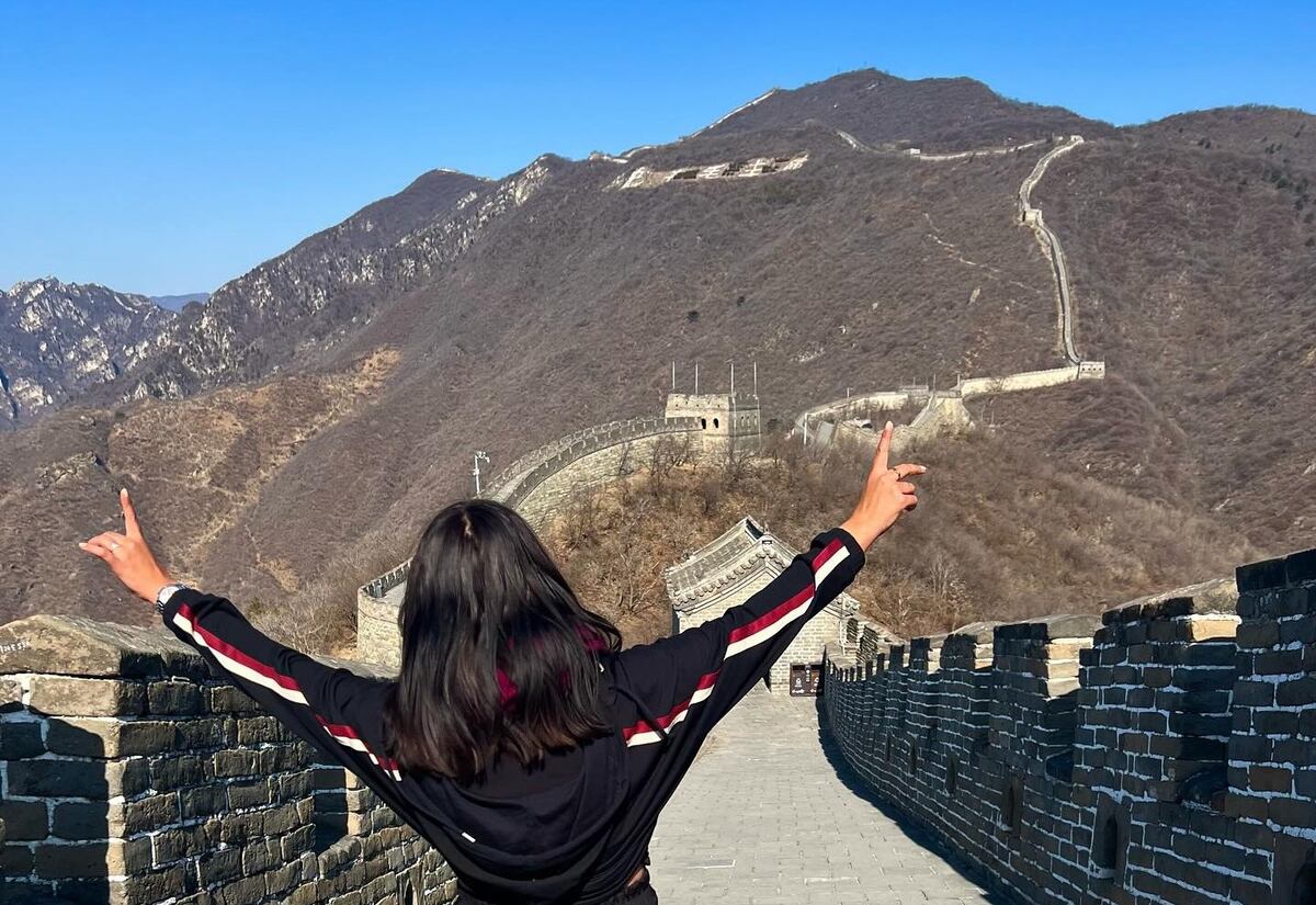 Vanesa en la Gran Muralla China.