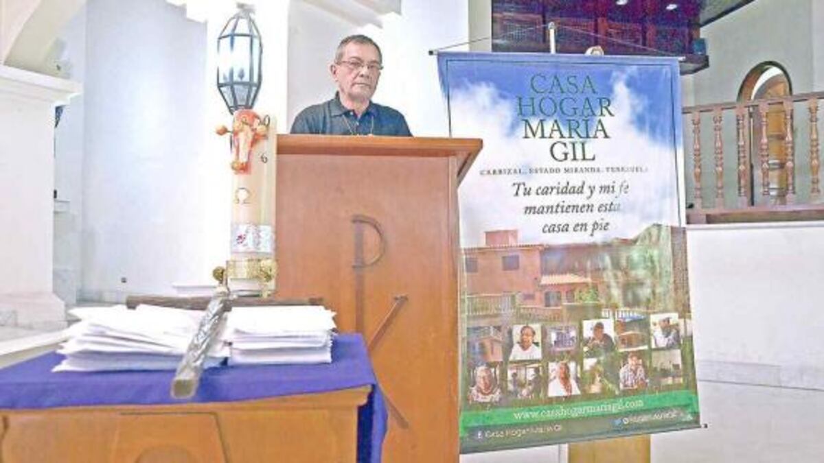 Fundador. El padre García, de la Casa Hogar María Gil, en Venezuela.