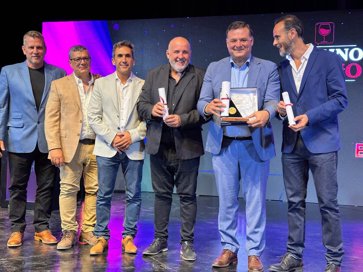 Bitácora de Oro Par a Villa Carlos Paz por su promoción turística.