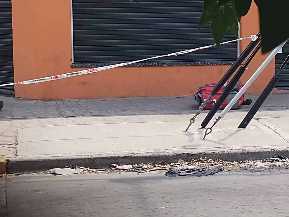 Mataron a un repartidor de dos disparos y le robaron la moto