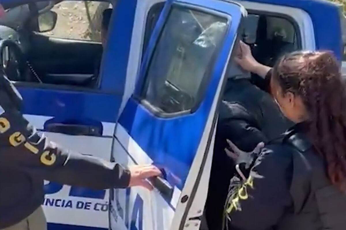En el primer allanamiento, la fuerza detuvo a Arias, un presunto "capo narco". (Policía).