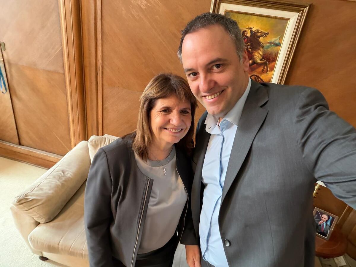 Adorni y Bullrich