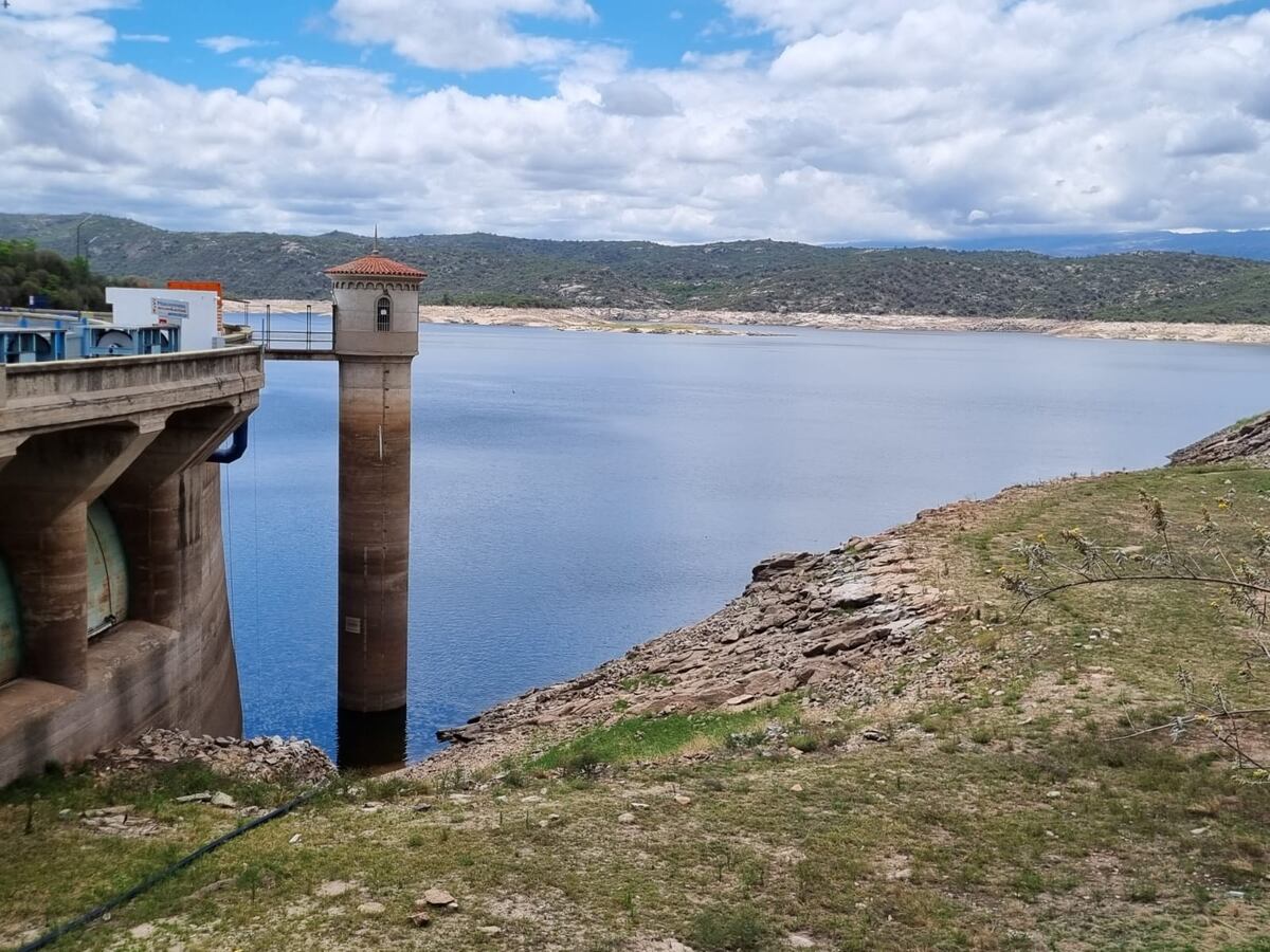 Traslasierra. Dique La Voña, a la espera de mas agua para mejorar su nivel. (La Voz)