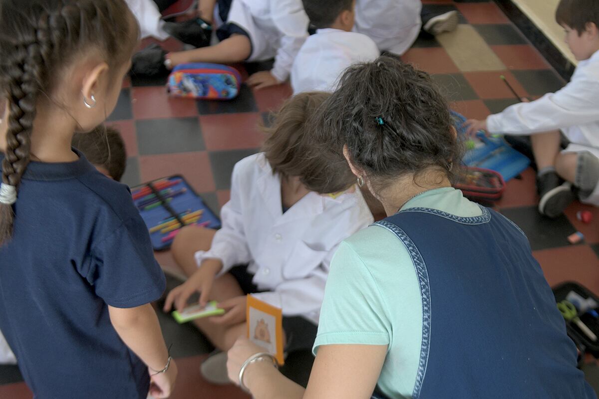 Inicia el período de adaptación para estudiantes que ingresan por primera vez el nivel inicial, primario y secundario en la escuela Roma de la ciudad de Córdoba. (Ramiro Pereyra / La Voz)