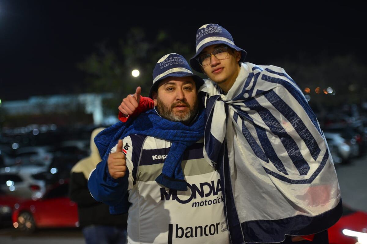 Las y los Cara 'e Cancha de Talleres en la previa del partido con Vélez por la Copa Libertadores. (Facundo Luque y Javier Ferreyra)