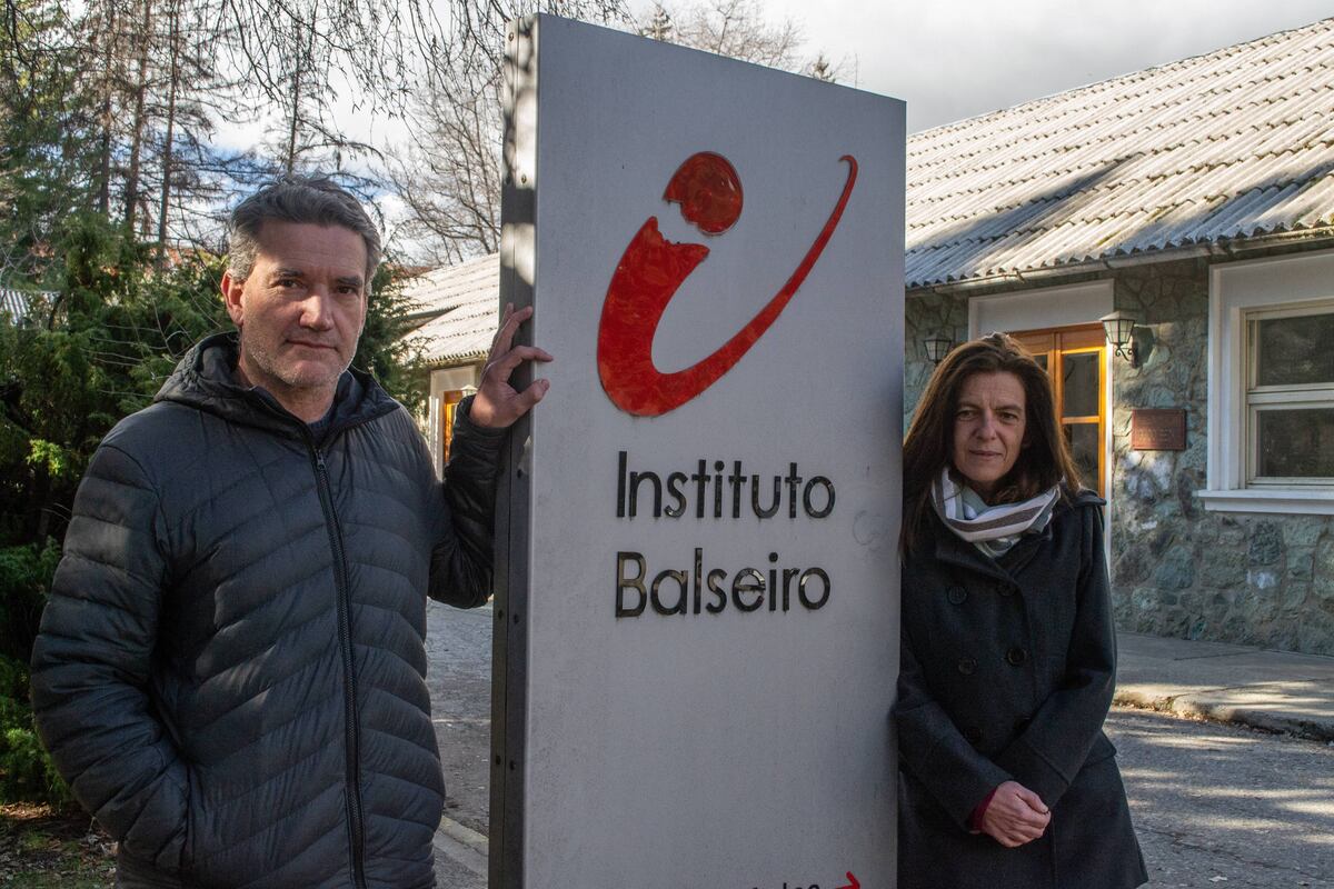 El matrimonio de físicos además recibirá el Premio que consta de cinco mil dólares y participarán de la ceremonia de premiación en el Ictp, en Trieste, Italia, en 2025. Además darán conferencias sobre sus trabajos. (Gentileza Instituto Balseiro)