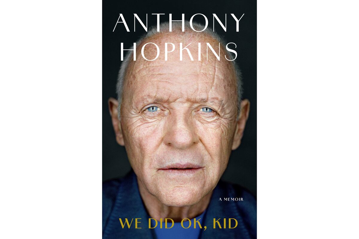Una imagen de la portada del libro "We Did Ok, Kid", de Anthony Hopkins dada a conocer por Summit Books. (Summit Books vía AP)