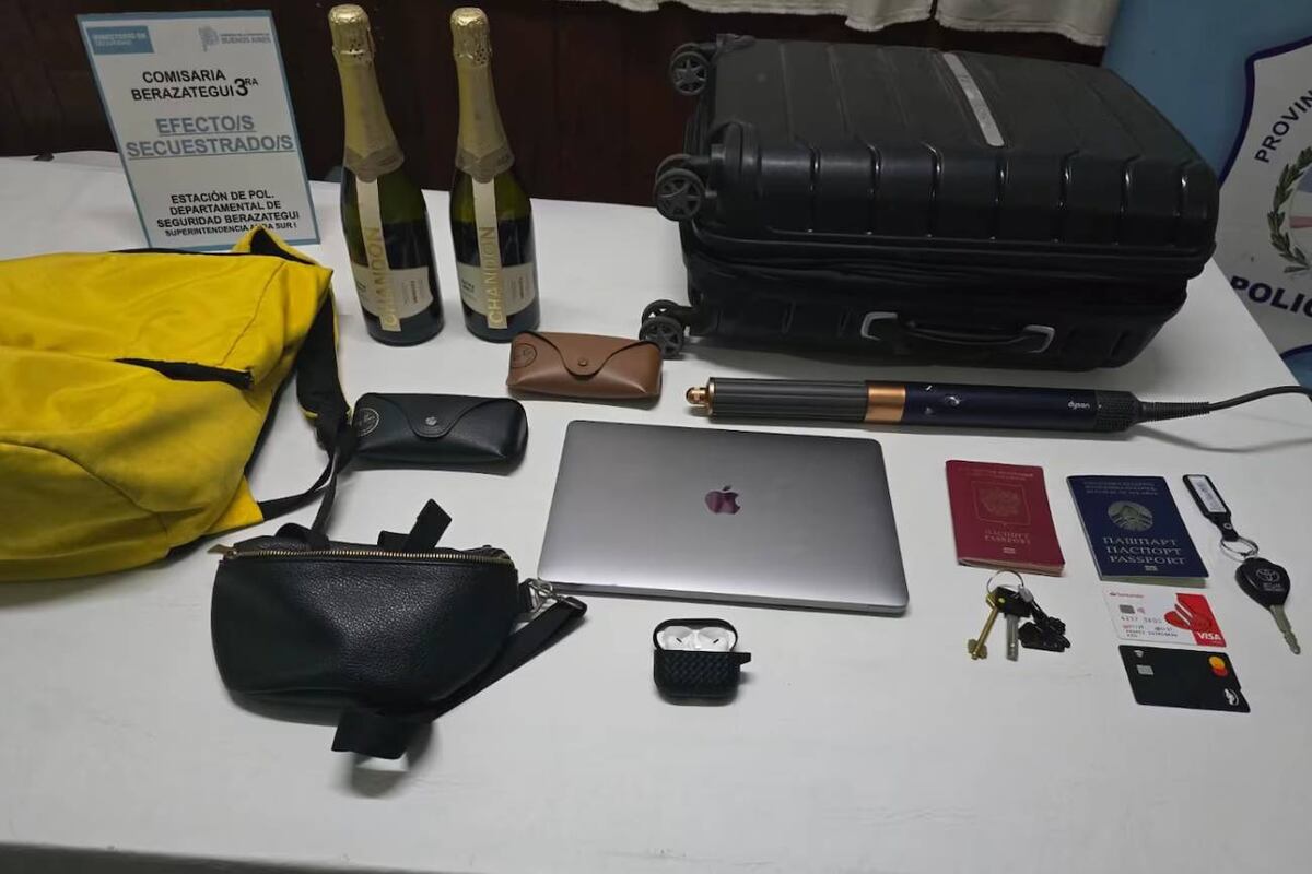 Detuvieron a un chofer de aplicación por robar valijas a turistas en Berazategui.