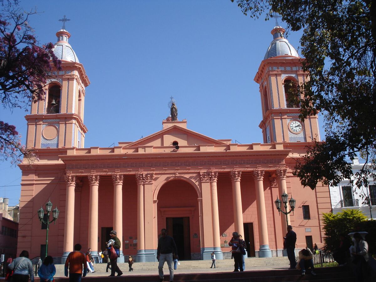 Catedral Nuestra Señora del Valle de Catamarca. Foto: Agus ferrocarril / Wikipedia