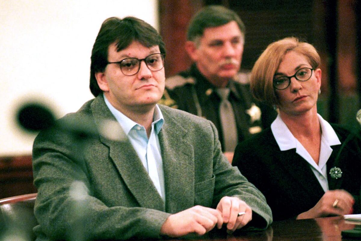 Ornelle Lynn Majors. Enfermeros y enfermeras condenados por asesinatos seriales en el último siglo y medio en el mundo. (La Voz)