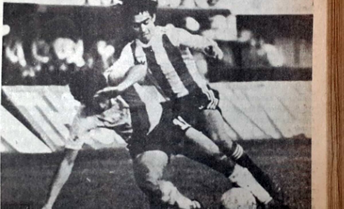 Parece que no estuviera en su poder, pero Mastrosimone siempre tuvo la pelota (Foto: Archivo / La Voz).