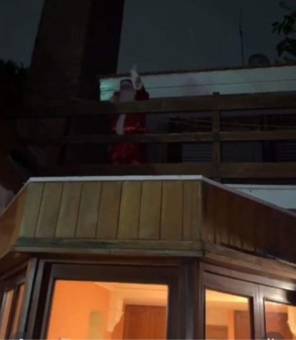 Así es la casa de Lizy Tagliani y Sebastián Nebot estilo alpino y un espacio pensado para su hijo