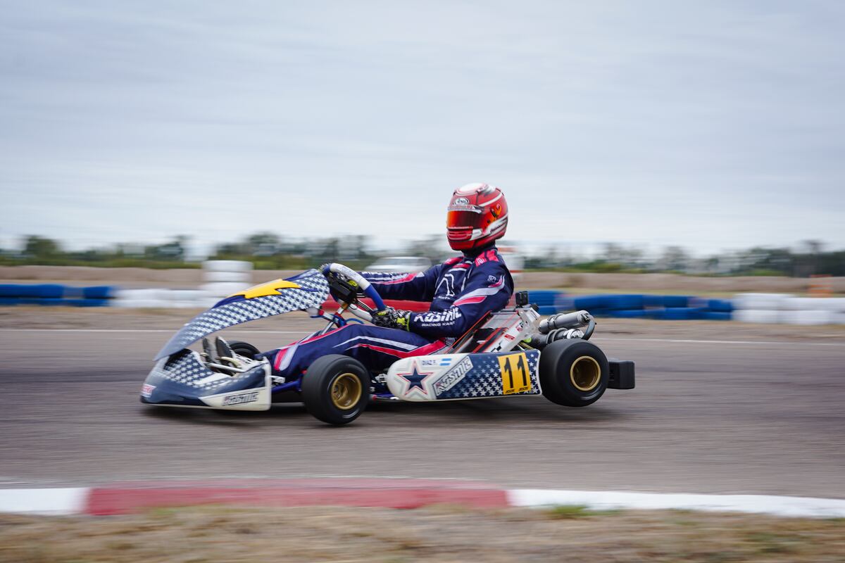 Federico Díaz, cordobés de 17 años, estará compitiendo este fin de semana en Interlagos, Brasil, en el marco de la fecha de la Fórmula.
Lo hará en la categoría F4 de Brasil, que es una categoría telonera de la F1. Representará a un equipo brasileño, el TMG Racing. (Gentileza)