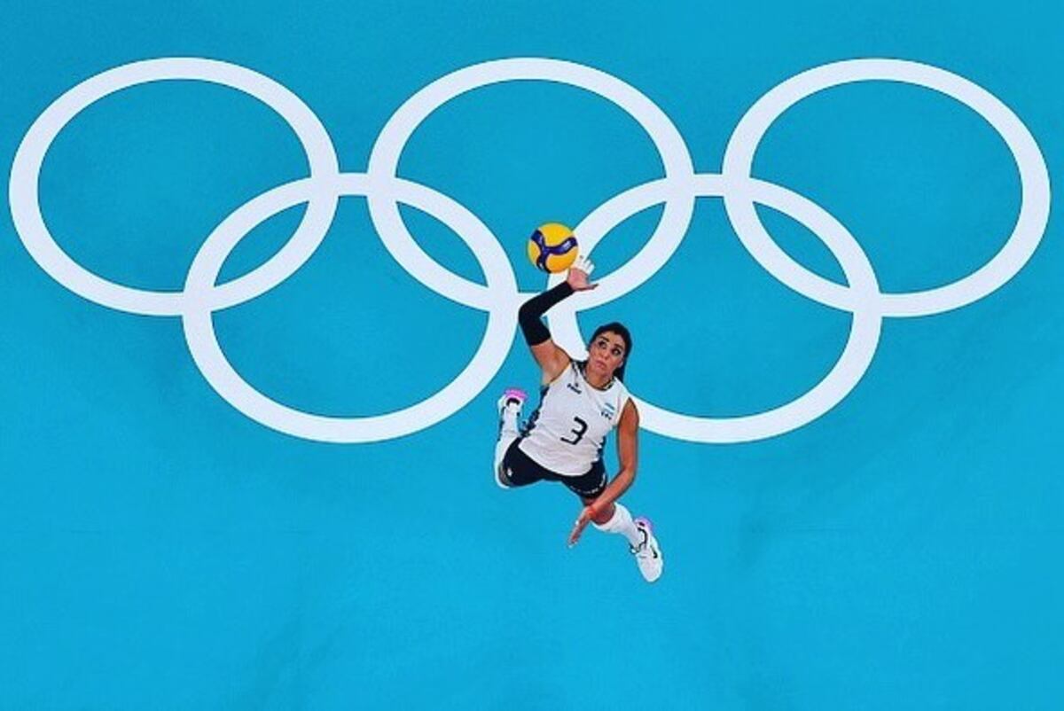 La cordobesa "Yas" Nizetich, emblema del vóley femenino argentino. (Instagram @yasnizetich)