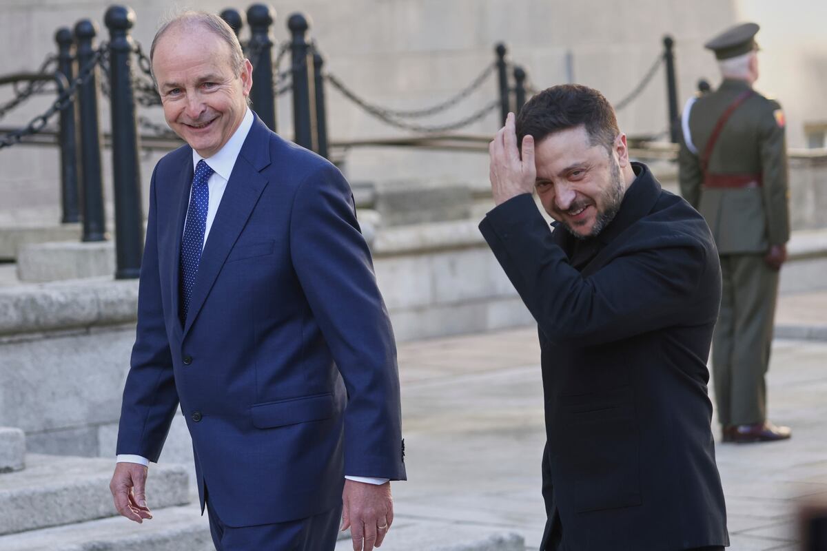 Volodimir Zelenski junto al primer ministro de Irlanda.