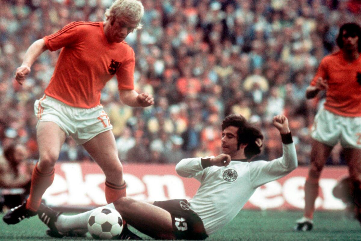 Müller fue protagonista de una era gloriosa del fútbol alemán. (AP)