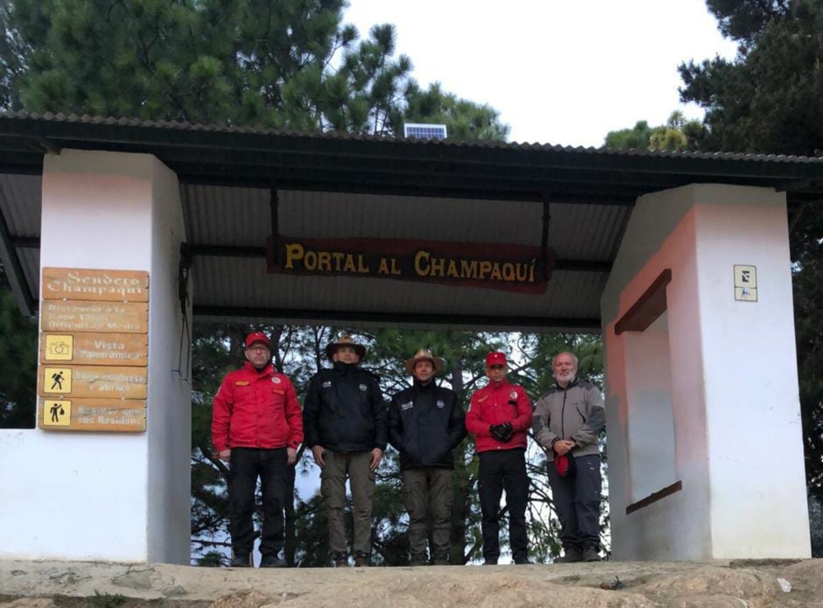 Controles en vias de acceso al Champaquí. El acceso por Villa Alpina. (Dua