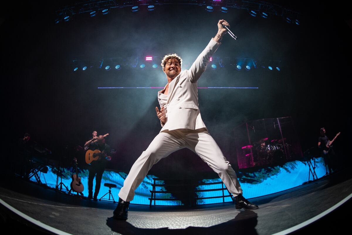 David Bisbal, durante su reciente show en el Movistar Arena. (Gentileza @irishsuarez)