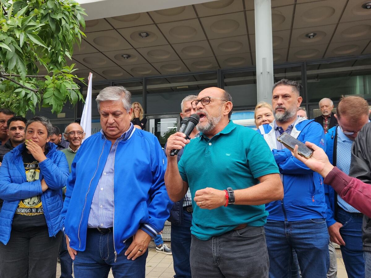 Logro. Sergio Castro, quien reemplazó a José Pihen en la conducción del SEP, consideró un logro del gremio el pase a planta permanente de más de 4.000 contratados. (Prensa SEP / Archivo)