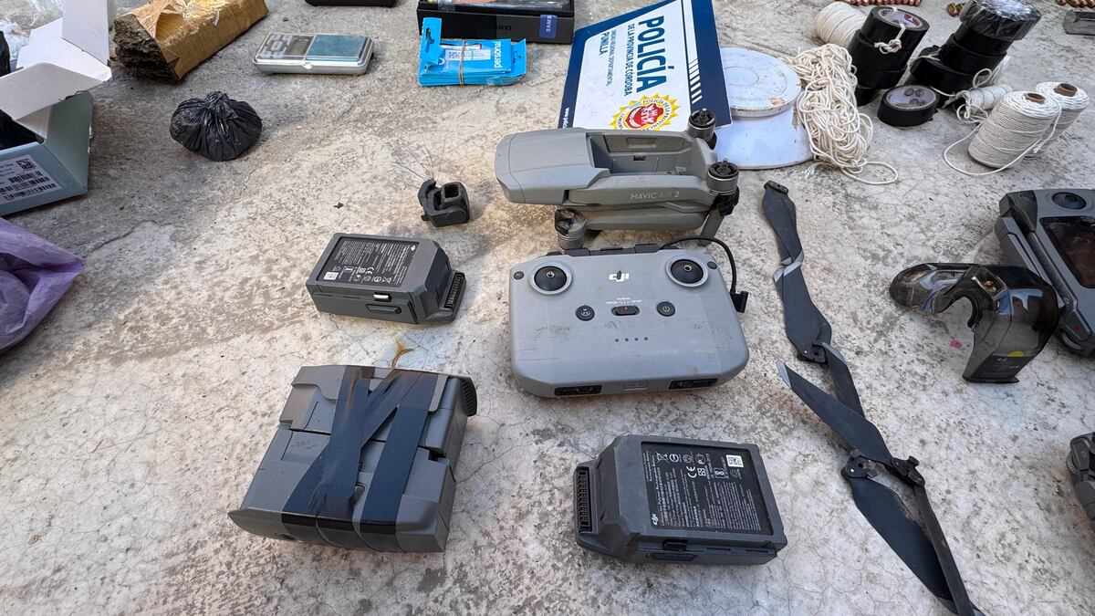Hallaron drogas, drones y armas en barrio Los Gigantes de Córdoba. (Policía)