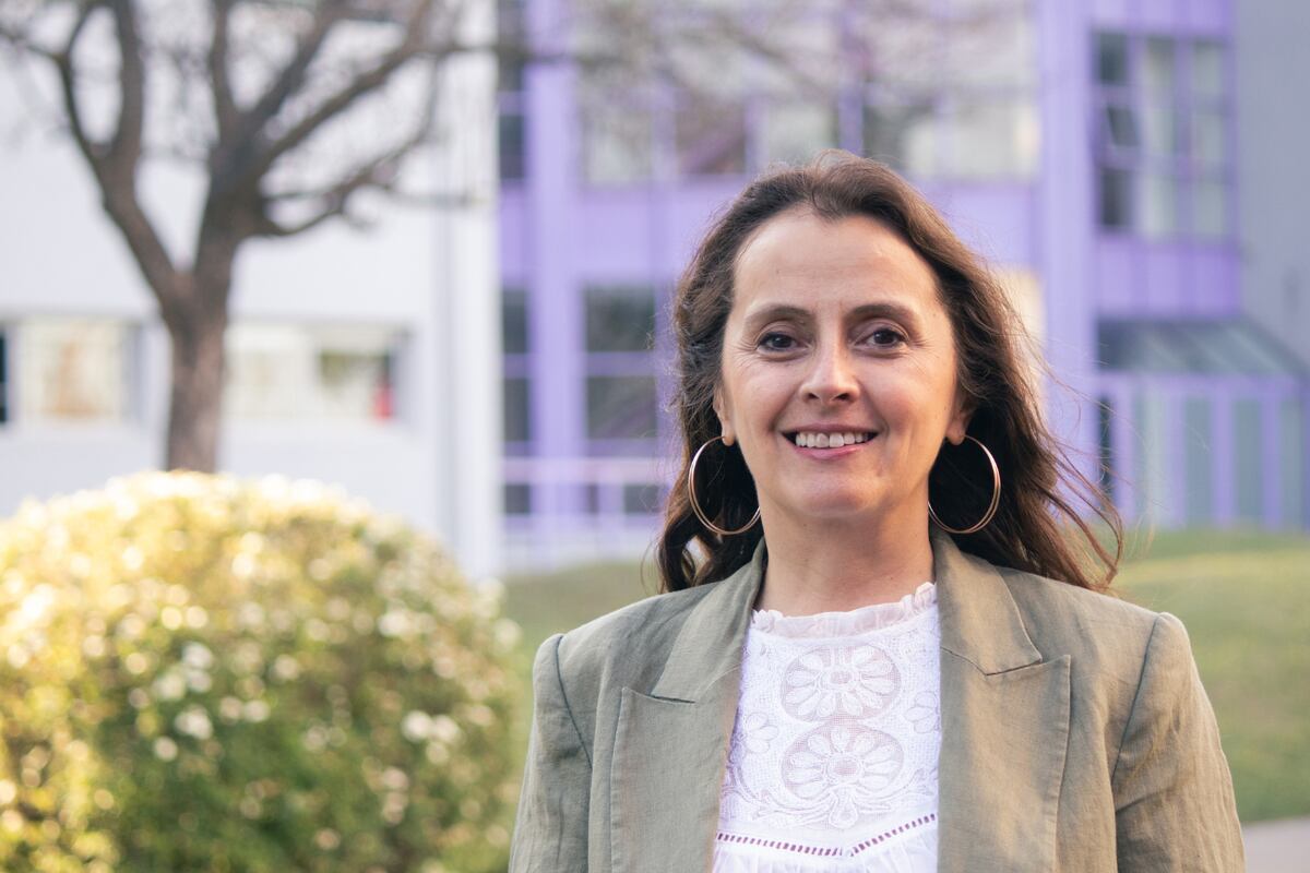 Carina Oliva, magíster en Dirección de Empresas, licenciada en Administración y Contadora Pública, y directora de la Maestría en Gestión del Desarrollo Sostenible.