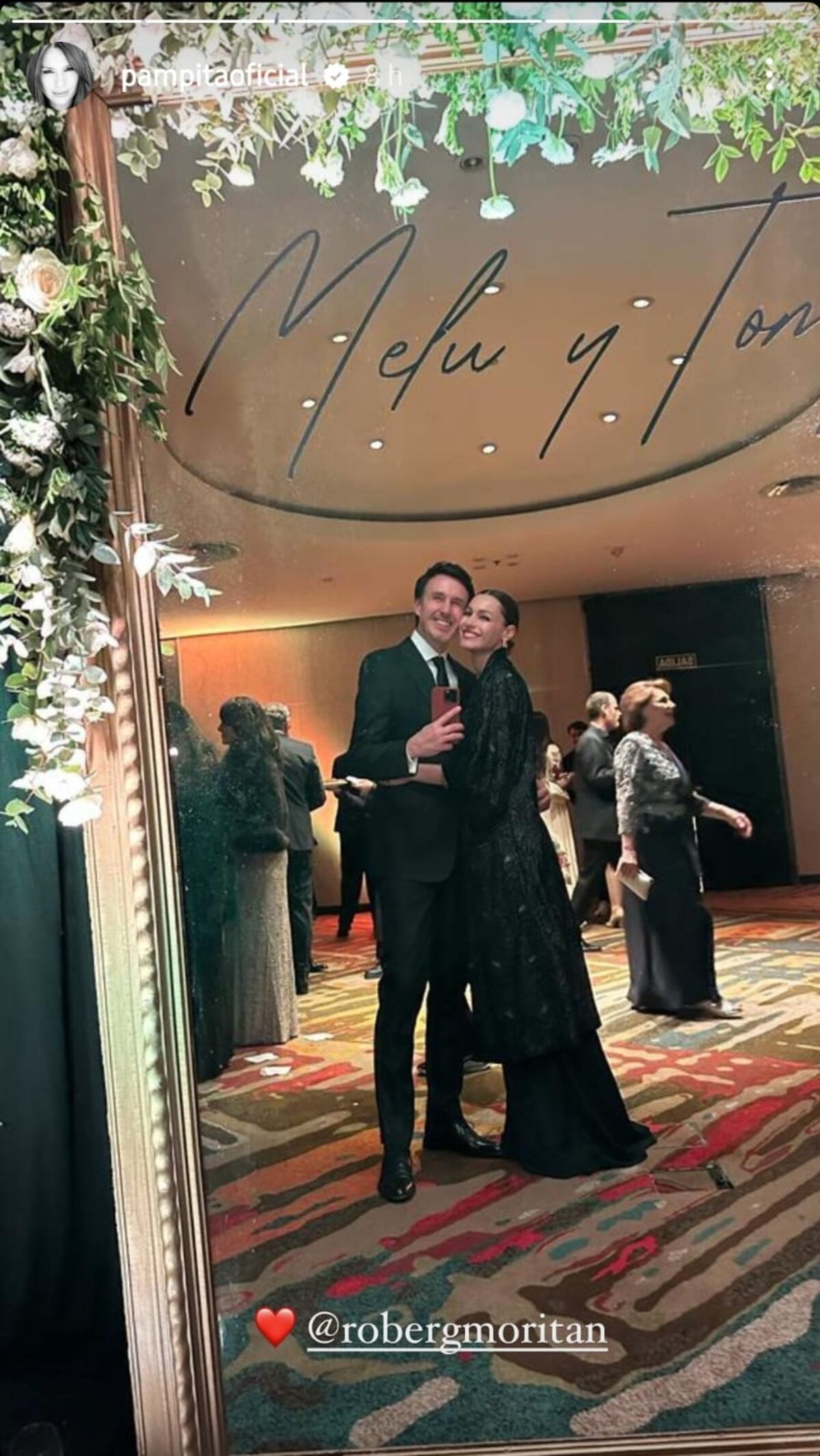 Pampita y Roberto García Moritán bailaron juntos en el casamiento de unos amigos (Captura de pantalla)