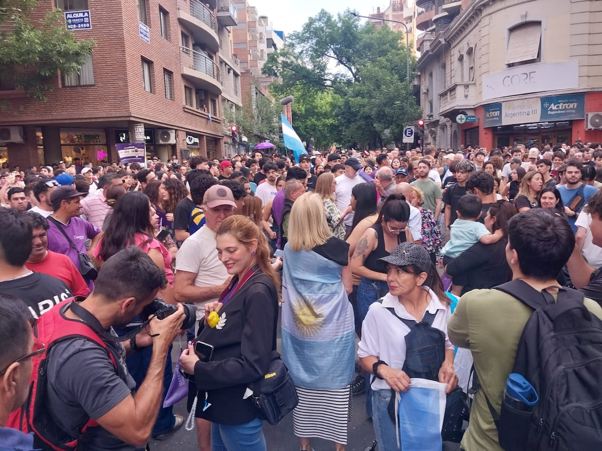 Nueva Córdoba está repleta de militantes. (Javier Ferreyra / La Voz)