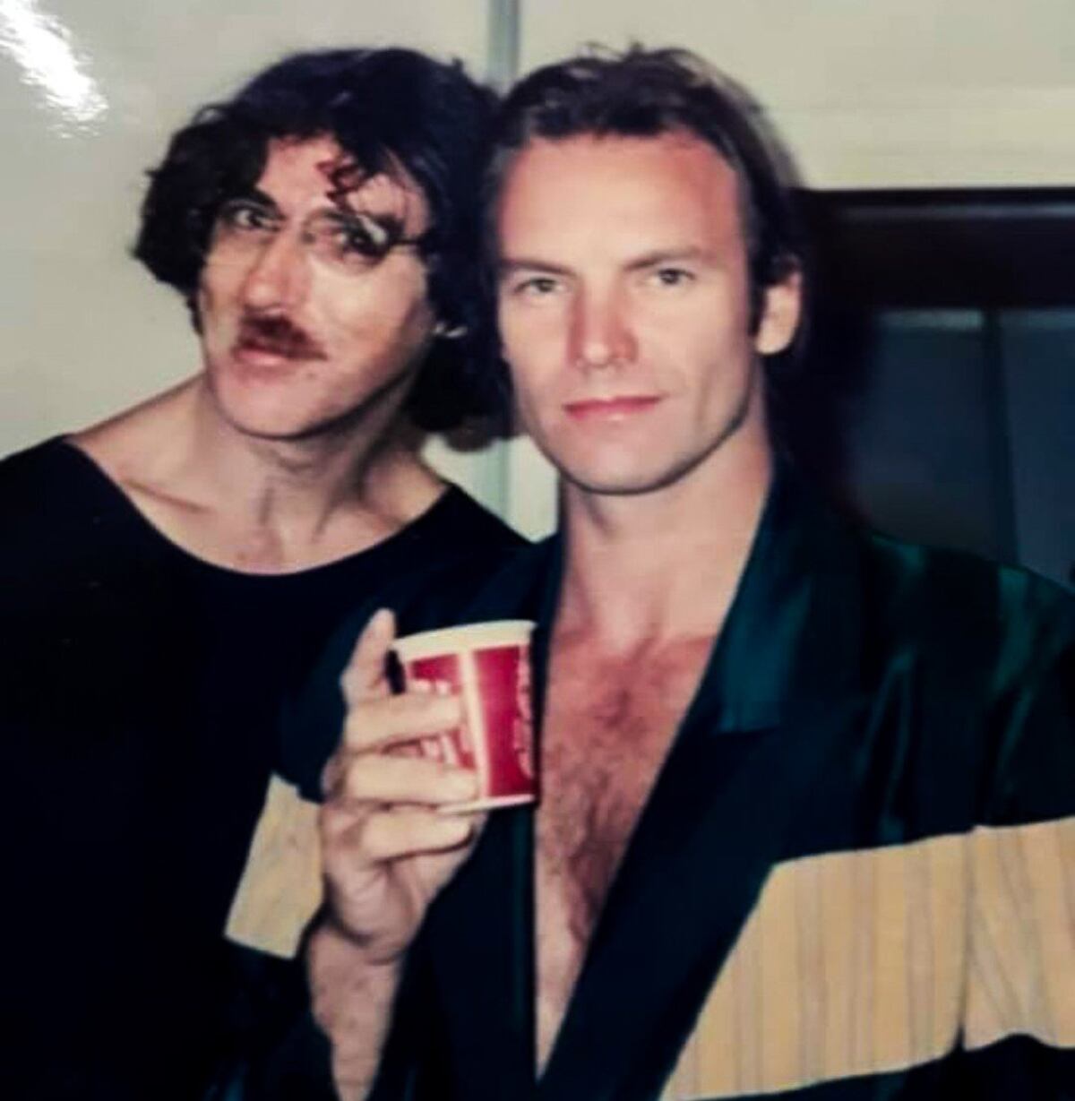 Charly García y Sting, en los camarines de River, en octubre de 1988. (La Voz/ Archivo)