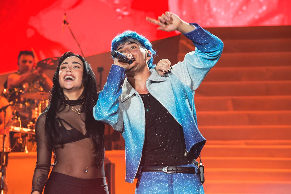 Luck Ra con Nicki Nicole en su primer estadio Vélez (Gentileza Dale Play Live)